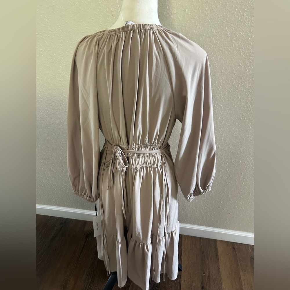 Calvin Klein Elegant Beige Women's long sleeve tie back midi dress size 10 - Picture 5 of 6